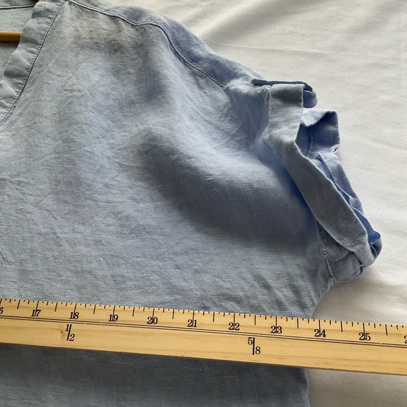 Isaac Mizrahi Large  Light Blue V-Neck 100% Linen Blouse - Picture 10 of 11